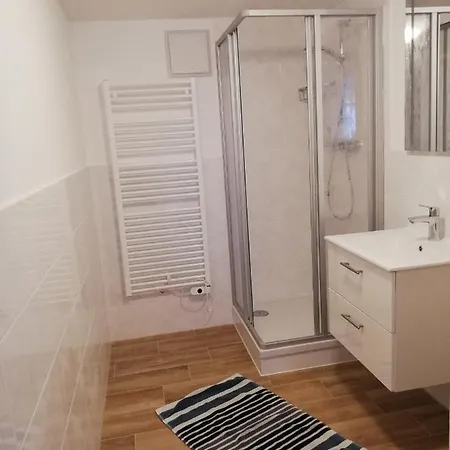 Haus Haider 1+2 *
